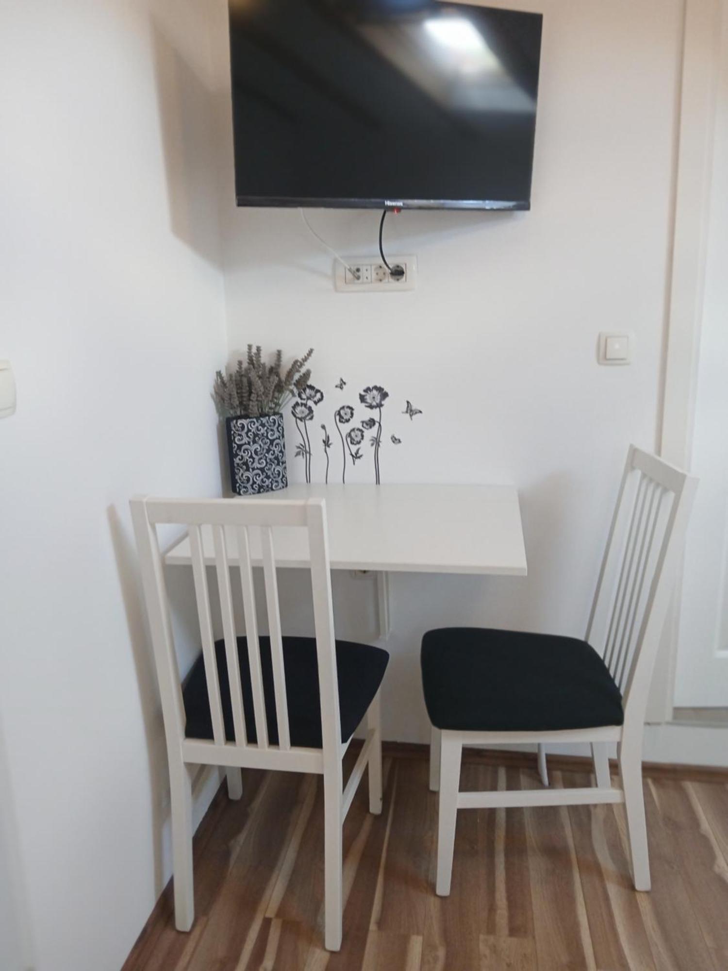 שיבניק Apartmani Marijana מראה חיצוני תמונה