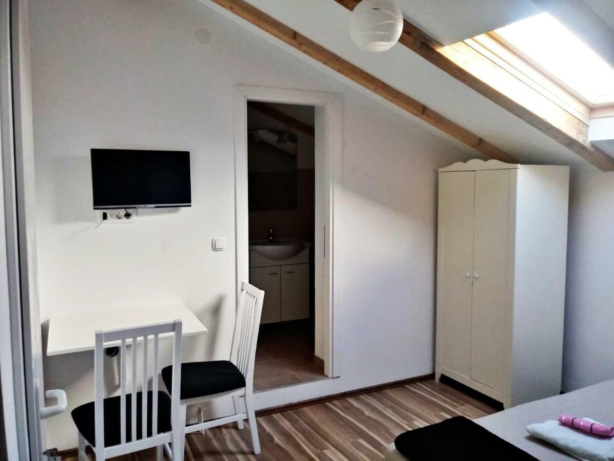 שיבניק Apartmani Marijana מראה חיצוני תמונה
